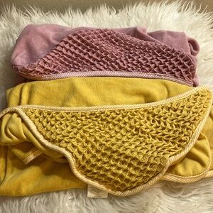 Never used cloud island infant hoodie towels